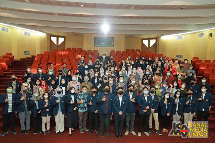 Sebanyak 88 mahasiswa Universitas Padjadjaran (Unpad) lolos menjadi peserta program beasiswa Indonesian International Student Mobility Awards atau IISMA 2023 dan IISMA Vokasi 2023.