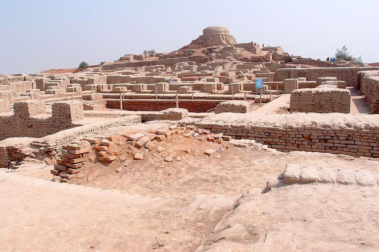 Reruntuhan Mohenjodaro yang merupakan peninggalan peradaban Lembah Sungai Indus.