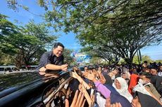 Tiba di Sumbar, Erick Thohir Disambut Warga dan Diteriaki 