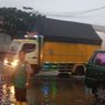 Diguyur Hujan Lagi, Banjir Belum Surut dari Jalan Pantura Semarang-Demak Pagi ini