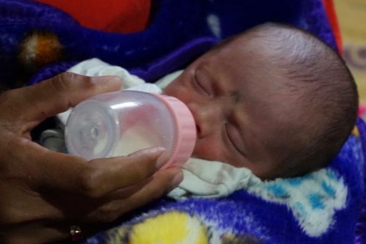 Muhammad Al Fatih Yandra, bayi yang lahir dari ibu penderita kanker paudara stadium empat yanh sedang menjalami kemotrapi