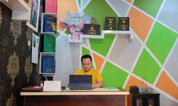 Mudah Desain Rapor Menggunakan Canva, Tambah Map biar Rapi