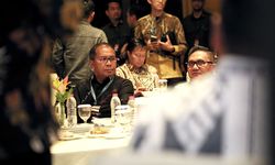 Danny Pomanto Diskusi Bareng Menko PMK di Forum City Leaders Community Palembang