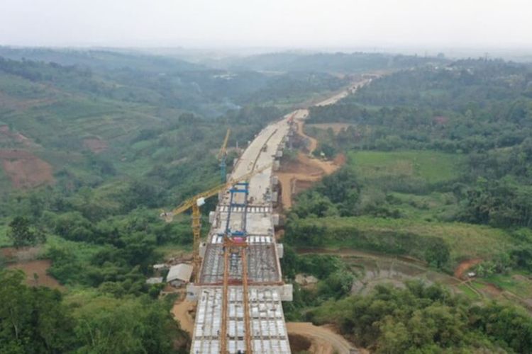 Ruas Tol Bogor-Ciawi-Sukabumi dikelola oleh Badan Usaha Jalan Tol (BUJT) PT Trans Jabar Tol dengan nilai investasi sebesar Rp 11,71 triliun.