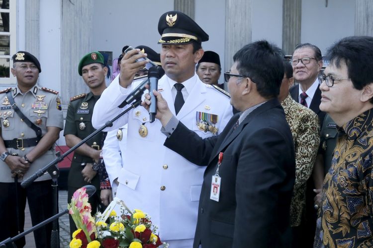 Wali Kota Semarang Hendrar Prihadi saat meluncurkan layanan Gawat Darurat 112 untuk warga Kota Semarang.