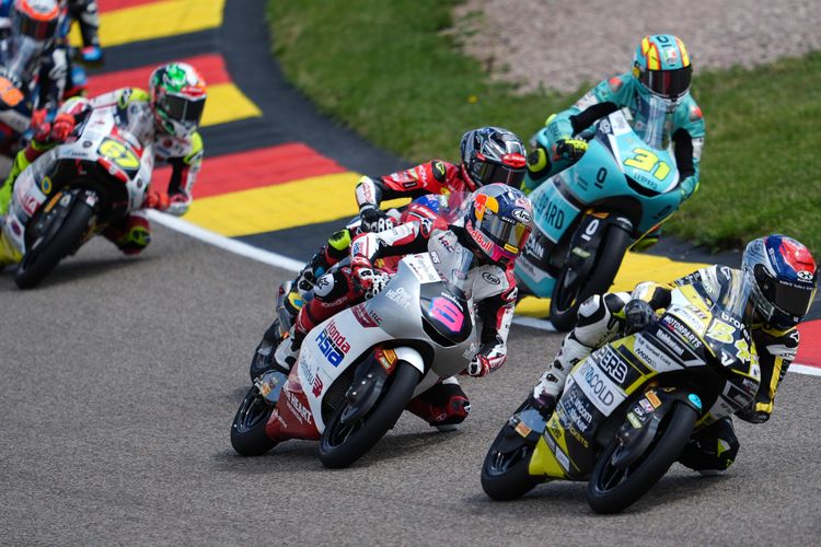Finis Ke-8 di Moto3 Jerman, Veda Akui Sulit Kejar Rombongan Depan
