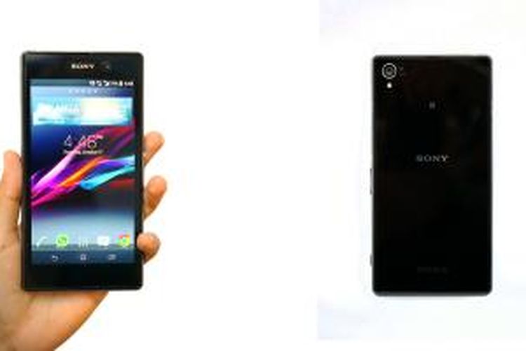 Xperia Z1 bagian depan dan belakang