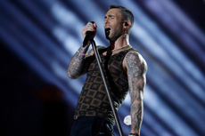 Maroon 5 Bikin Penonton Chile Kecewa dan Tersinggung, Adam Levine Minta Maaf