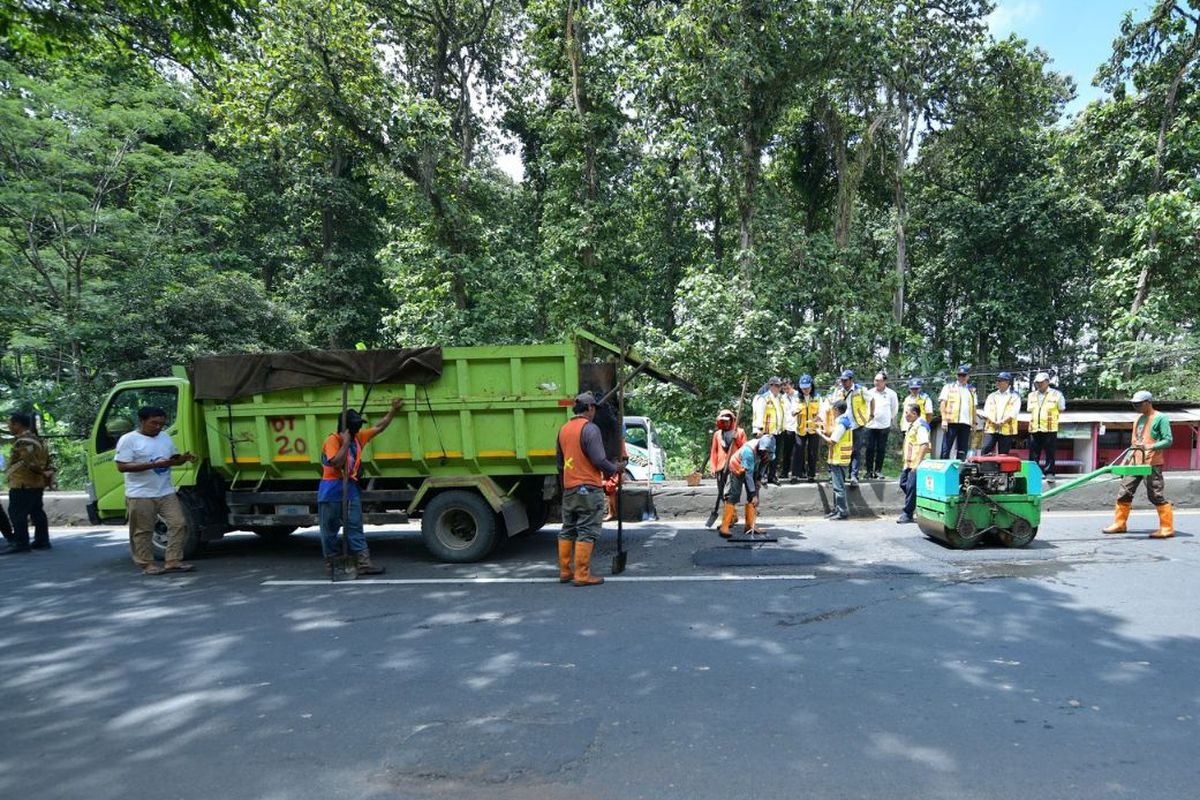 Perbaikan Jalan Pantura