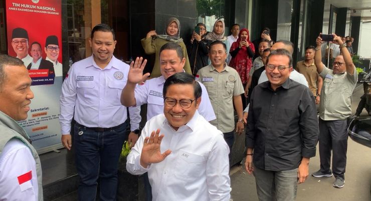 Anies-Muhaimin Datangi Markas Tim Hukumnya di Mampang