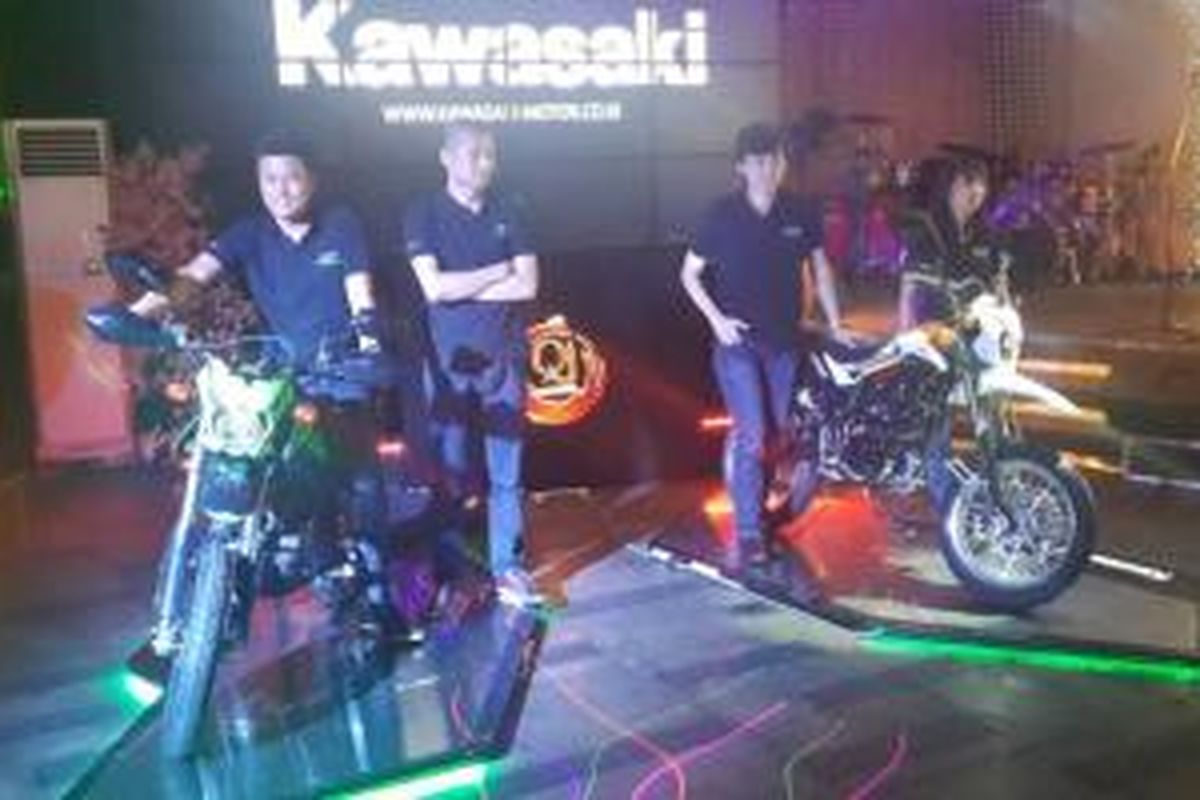 Kawasaki D-Tracker kini pakai pelek ring 17