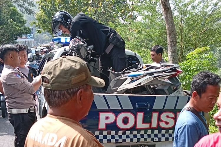 Pemotor Tewas Usai Terjatuh dan Tertabrak Truk di Jalan Yogya–Wonosari