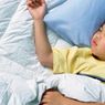 6 Tips Membuat Anak Nyaman Tidur di Kamarnya Sendiri