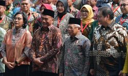 Sukses Turunkan Kemiskinan Ekstrem, Wapres Beri Insentif Rp 6,71 Miliar ke Pemkab Banyuwangi