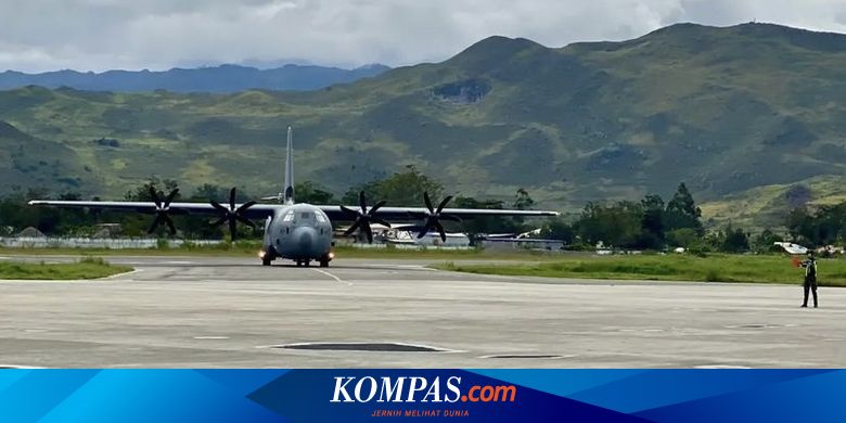 Pesawat Super Hercules C-130J Sukses Uji Pendaratan di Wamena