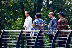 Sambil Menyusuri Sungai Kapuas, Jokowi Puji Konsep 