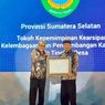 Gubernur Sumsel Terima Penghargaan Tokoh Kepemimpinan Bidang Kearsipan