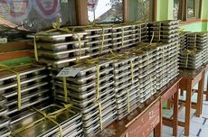 Aksi Polisi di Sumut Beri Servis-Cuci Motor Gratis Bagi Warga Terdampak Bencana