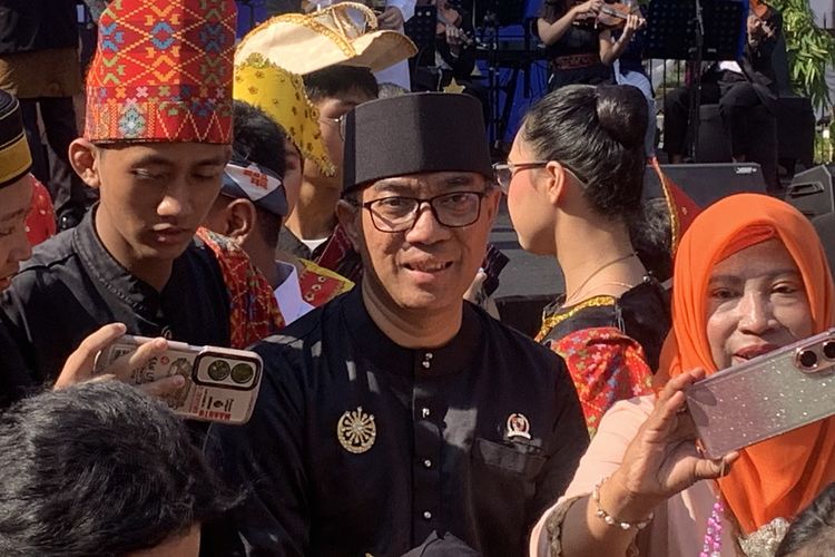 Mendikti: Pendidikan Tidak Dibangun Satu Pihak, tetapi Gotong Royong