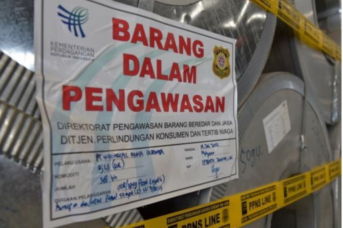 Mendag Zulkifli Hasan usai memantau langsung perusahaan pelanggar ketentuan di Kabupaten Serang, 
