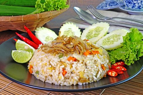 Resep Nasi Goreng Sosis Bumbu Pedas, Sarapan Simpel Anti Ribet