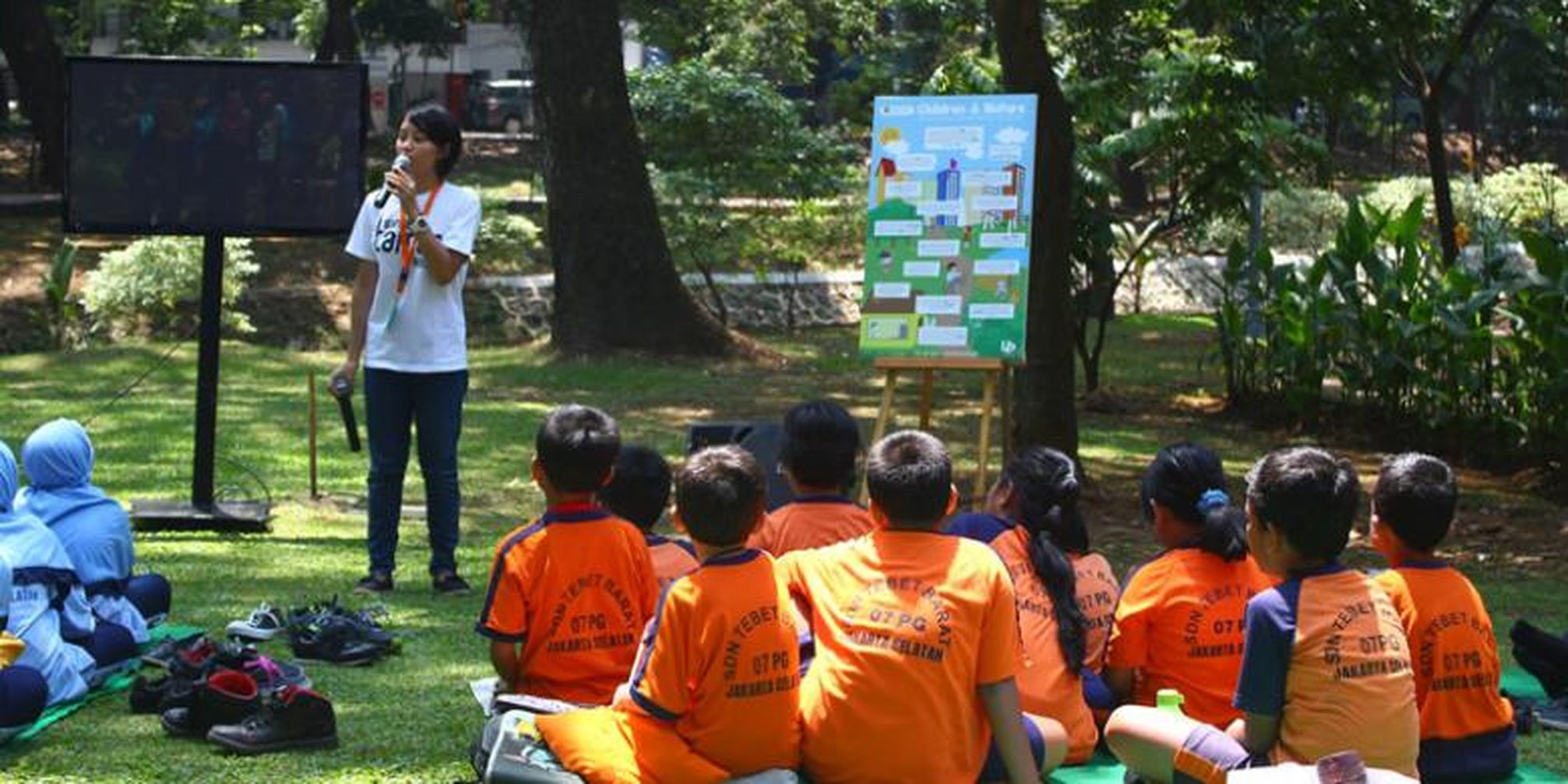 Selain Tempat Wisata Taman Juga Sarana Edukasi Anak