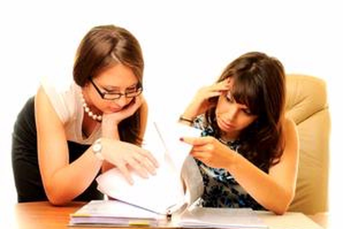 Jika enggan meninggalkan pekerjaan yang sekarang untuk beralih membuat usaha sendiri, tak ada salahnya mencoba pekerjaan paruh waktu.