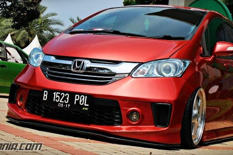 Modifikasi Honda Mobilio Ceper