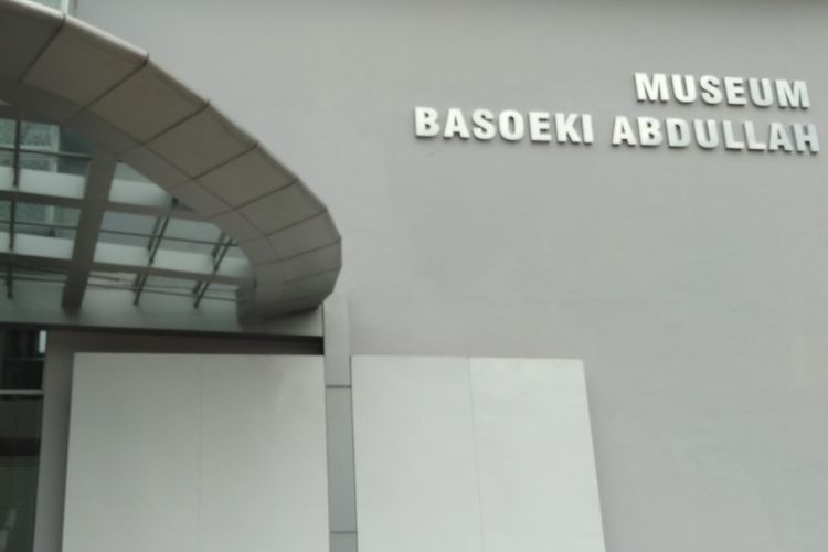 Ular ditemukan di Museum Basuki Abdullah, Jakarta Selatan, Kamis (18/12/2019)