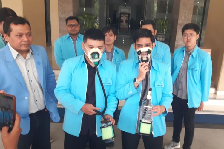 Mahasiswa Kedokteran UNS Ciptakan APD Pelindung Asap Kebakaran Hutan dan Lahan, Manfaatkan Bahan Ramah Lingkungan
