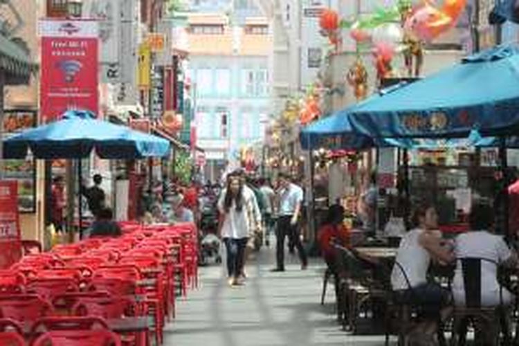 China Town Street Food atau pusat jajanan China Town di Singapura.