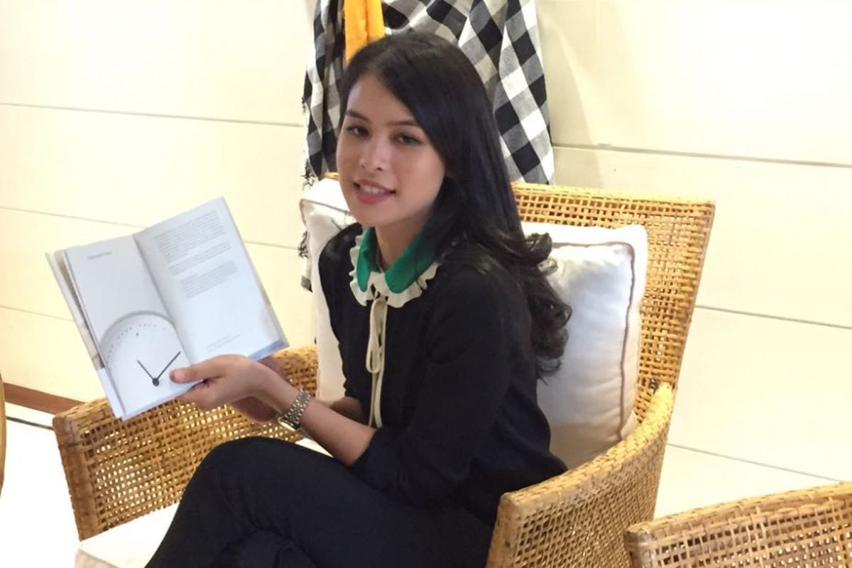 Maudy Ayunda meluncurkan buku Dear Tomorrow di Le Seminyak, Jalan Cipeta Raya, Jakarta Selatan, Senin (30/4/2018).