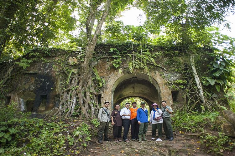 Benteng Karangbolong di Cilacap, Jawa Tengah.