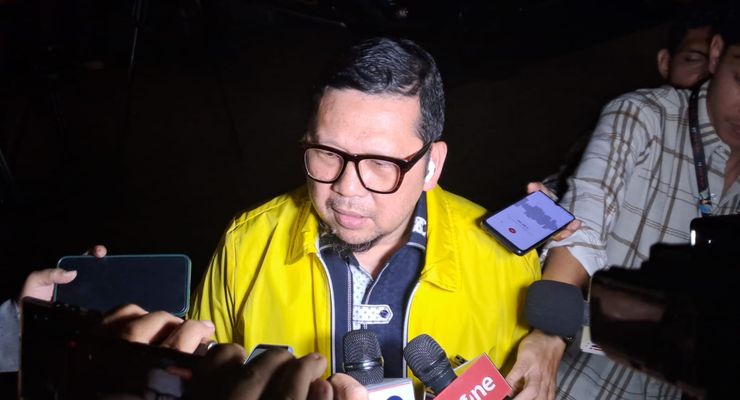 Elite Golkar Kumpul di Rumah Airlangga, Bahas Rencana Deklarasi Ridwan Kamil untuk Cagub Jakarta
