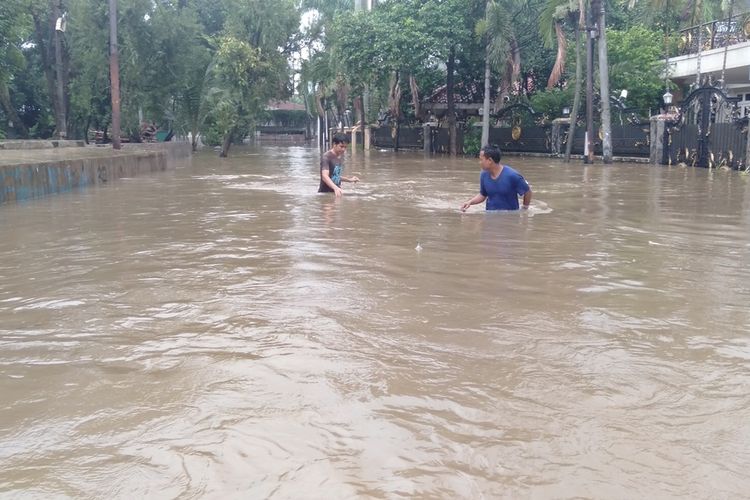 Banjir di kawasan Kemang Timur V, Jakarta Selatan, Selasa (25/2/2020)