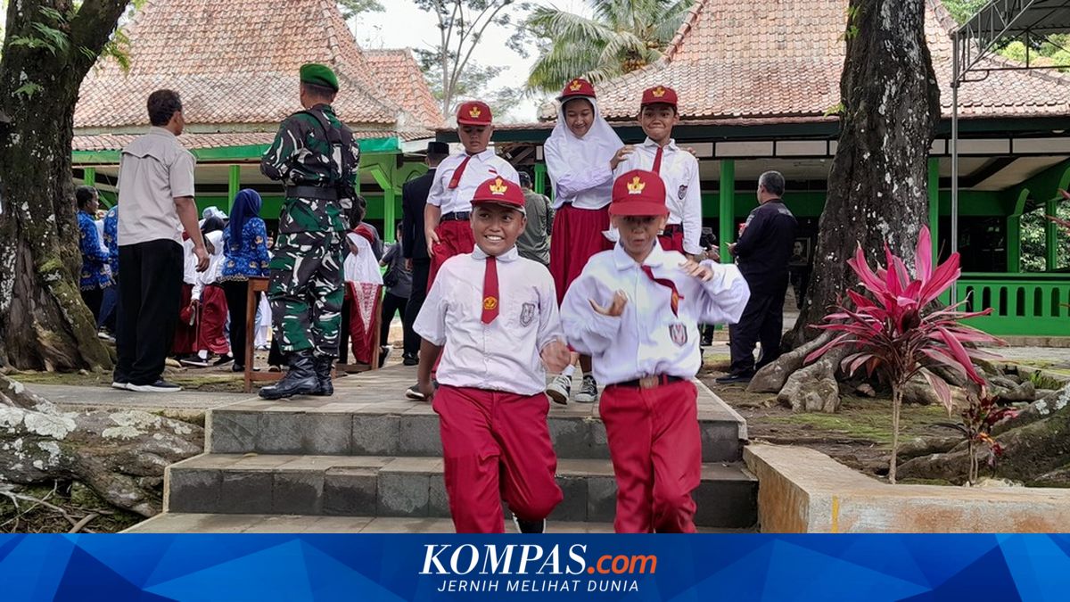 Cerita Wagiman, Juru Kunci Muda yang Rawat Makam Pahlawan Nyi Ageng Serang