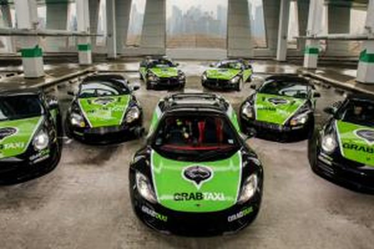 tujuh supercar yang bisa ditumpangi gratis lewat aplikasi GrabTaxi di Singapura.