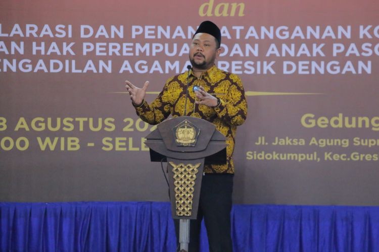 Bupati Gresik Jadi Petugas Haji, Khofifah: Sudah Ada Izin Mendagri
