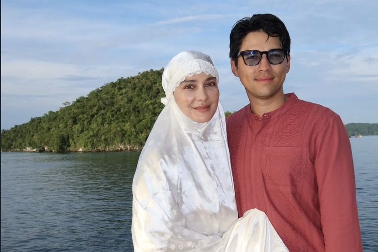 Luna Maya dan Maxime Bouttier Lebaran di Raja Ampat, Salat Ied di Kapal