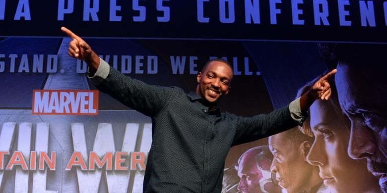 Aktor Anthony Mackie berpose setelah menghadiri konferensi pers dalam rangka promosi film Captain America: Civil War di Marina Bay Sands, Singapura, Kamis (21/4/2016). 