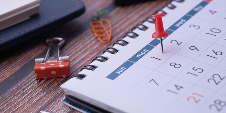 Ilustrasi kalender. Jadwal operasional BCA Finance Nataru 2025/2026. Libur Nataru BCA Finance. 