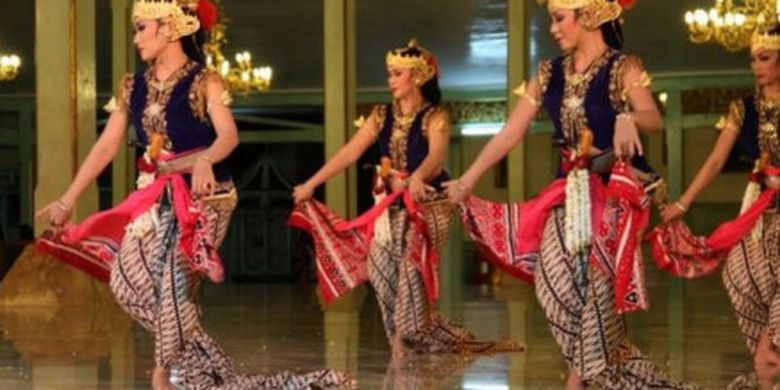 Tari Serimpi Tarian Klasik Yogyakarta Halaman All Kompas Com