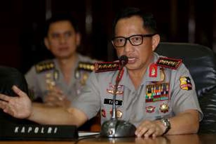 Kepala Polri Jenderal Tito Karnavian menyatakan penetapan gelar perkara kasus Gubernur nonaktif DKI Jakarta Basuki Tjahaja Purnama alias Ahok di ruang rapat utama Mabes Polri, Jakarta, Rabu (16/11/2016). Polri menetapkan Basuki Tjahaja Purnama sebagai tersangka dalam kasus penistaan agama murni berdasarkan fakta hukum yang ditemui tim penyelidik. 