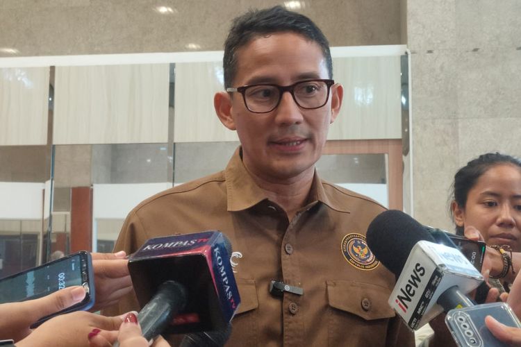 Menteri Pariwisata dan Ekonomi Kreatif (Menparekraf) Sandiaga Uno di Kompleks Parlemen Senayan, Jakarta, Rabu (31/5/2023) 