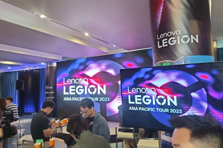 Lenovo menggelar acara Legion Asia Pacific Tour 2023 di Singapura, Selasa (7/11/2023). Di ajang ini, Lenovo memamerkan sejumlah produk gaming yang akan segera diluncurkan di wilayah ini, termasuk di Indonesia.