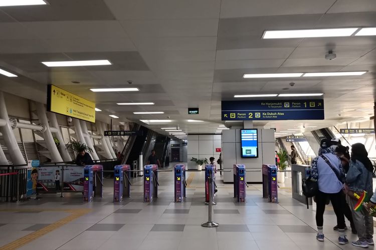 Stasiun LRT TMII di Jakarta Timur, Minggu (3/9/2023).