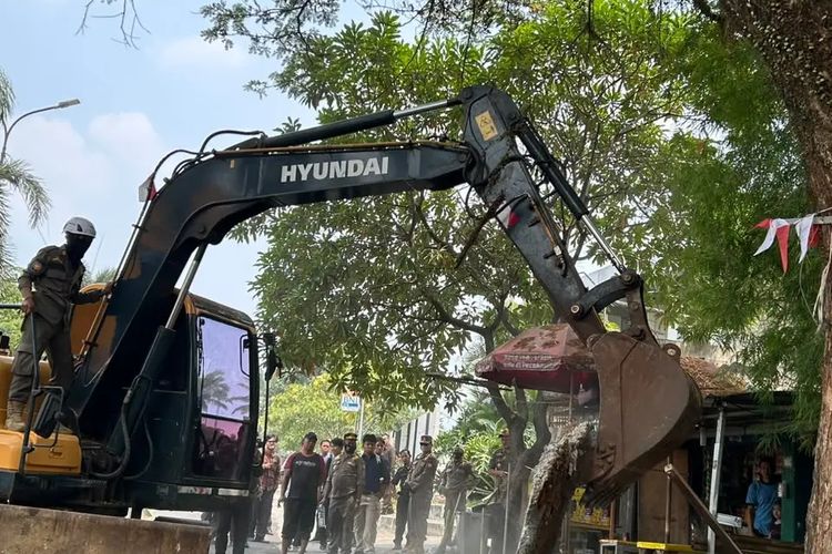 170 Bangli dan PKL di GDC Depok Dibongkar, Ada yang Sudah 5 Kali Dibongkar