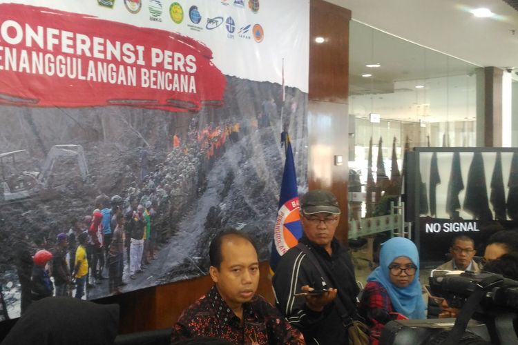 Kepala Pusat Data Informasi dan Humas Badan Nasional Penanggulangan Bencana (BNPB) Sutopo Purwo Nugroho di Gedung BNBP, Jakarta Timur, Selasa (30/4/2019). 