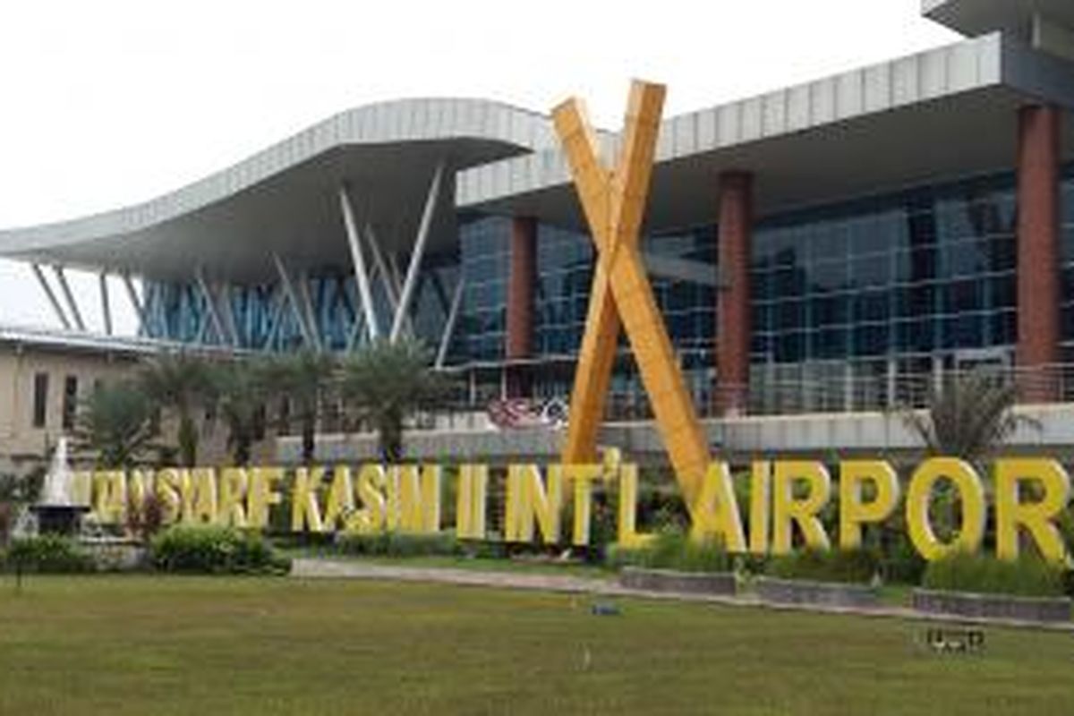 Bandar Udara Internasional Sultan Syarif Kasim II, Pekanbaru, Riau.