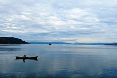 Jaga SDI di Danau Toba, Kementerian KP Lakukan Restocking Ikan